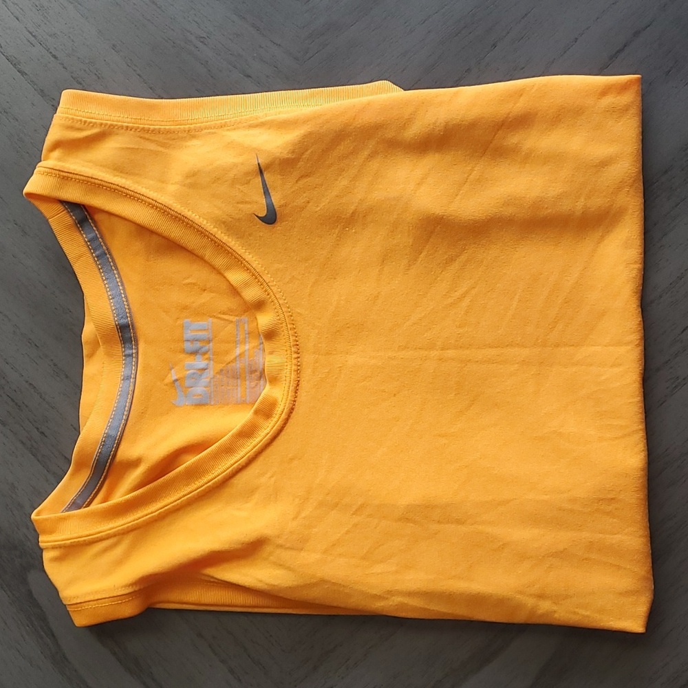 Nike tank top - Picture 4 of 8